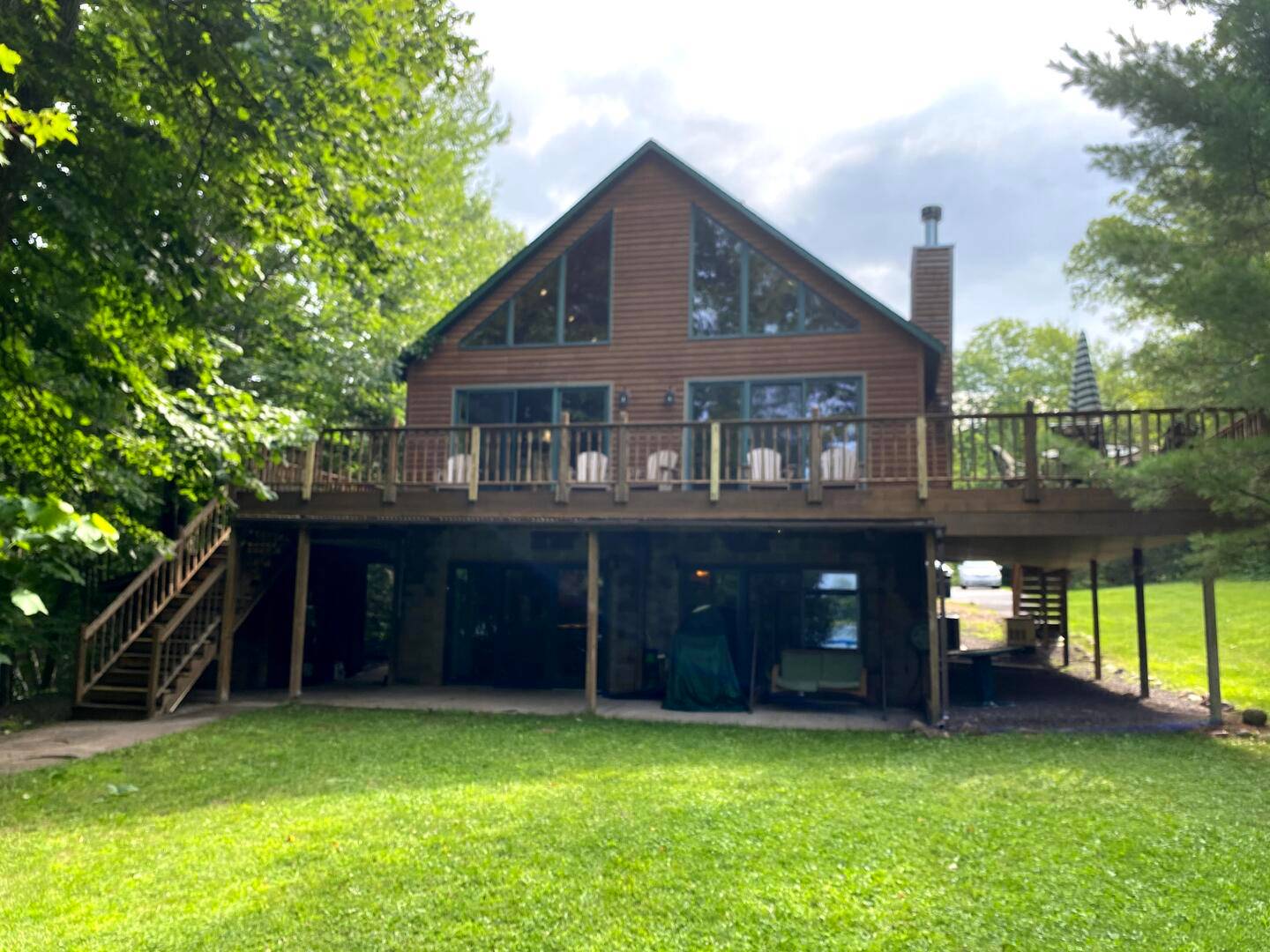 Captivating Views of Lake Chippewa from Three Level Chalet Cabin & Lake