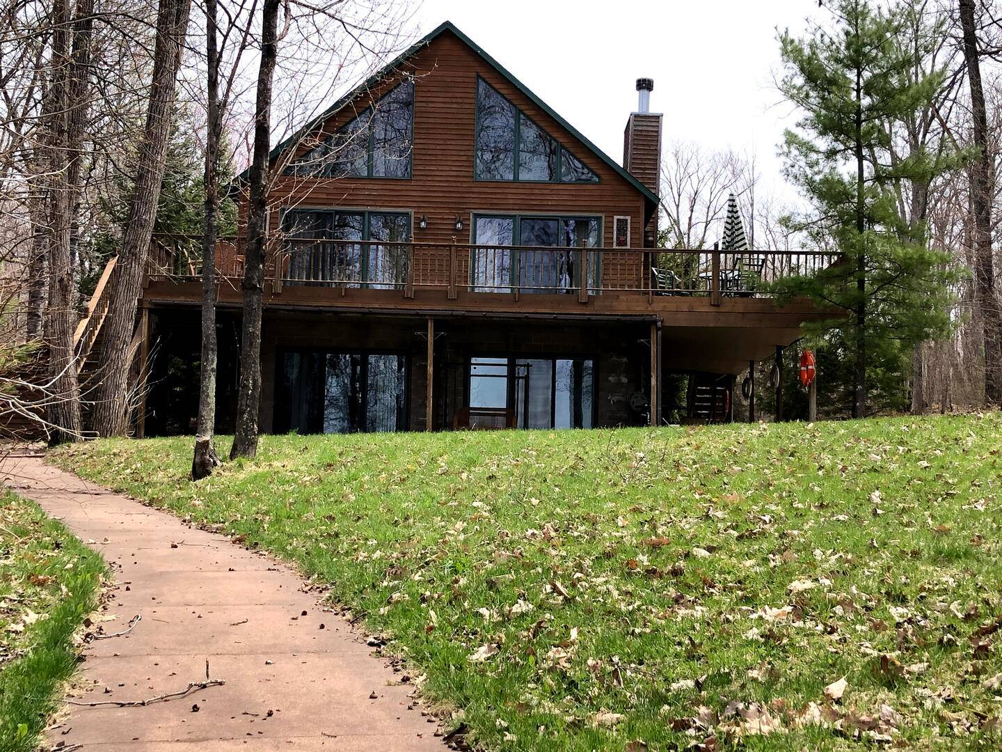 Captivating Views of Lake Chippewa from Three Level Chalet Cabin & Lake