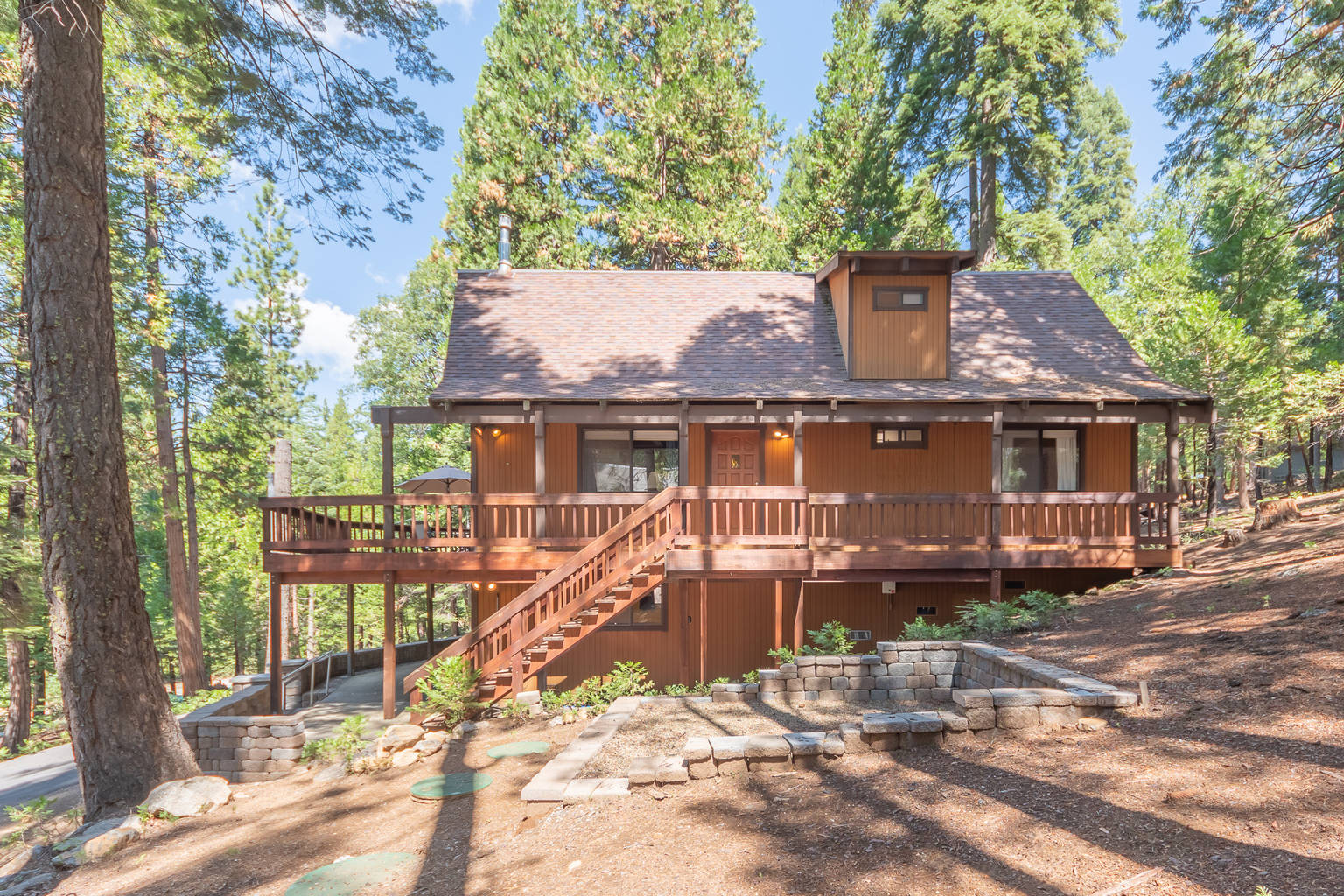 Kevko's Cabin, Arnold, California Bed and Breakfasts Inns