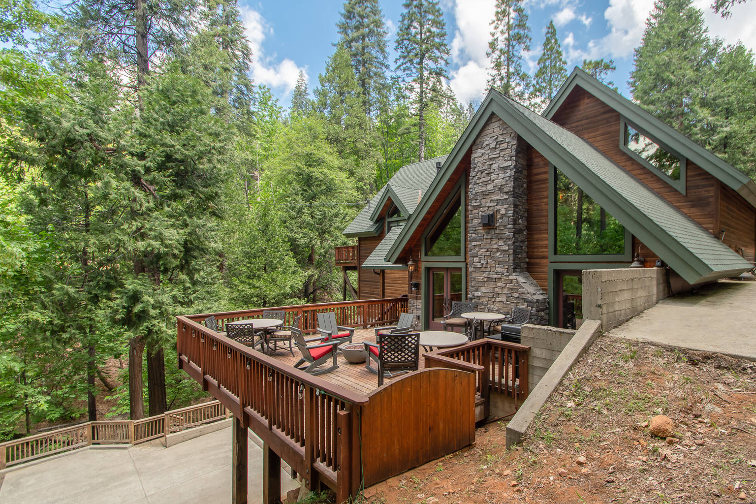 The Hideaway, Arnold, CA Bed and Breakfasts Inns