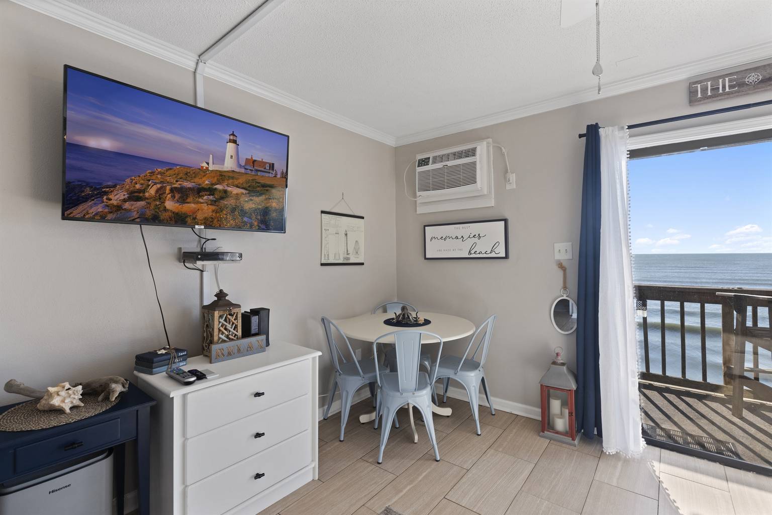 The Lookout, North Topsail Beach, NC Bed and Breakfasts Inns