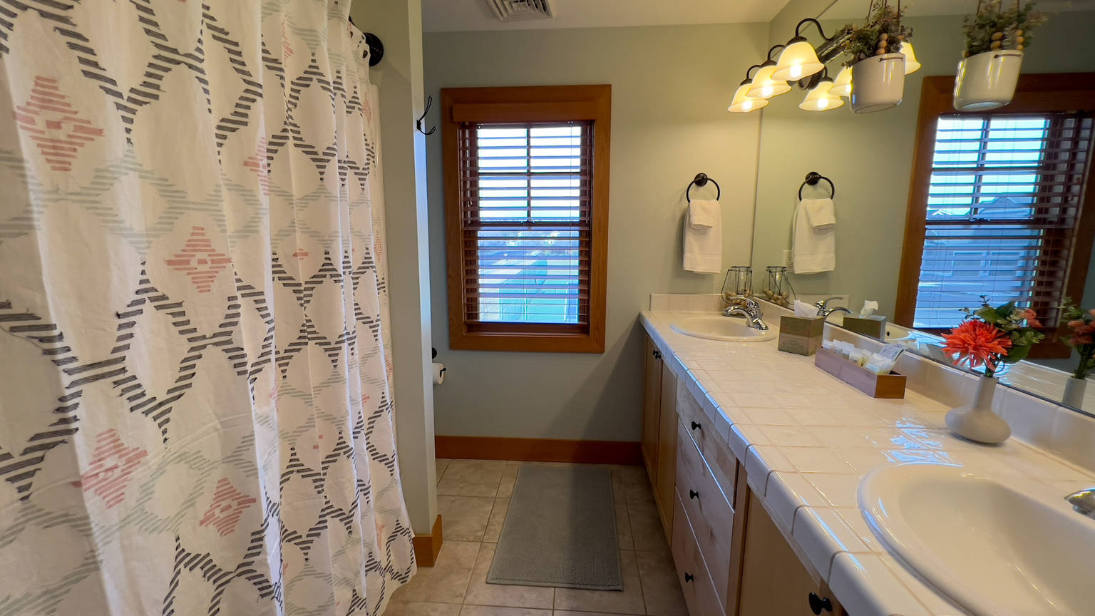 Rise and Shine, Sisters, Oregon Bed and Breakfasts Inns