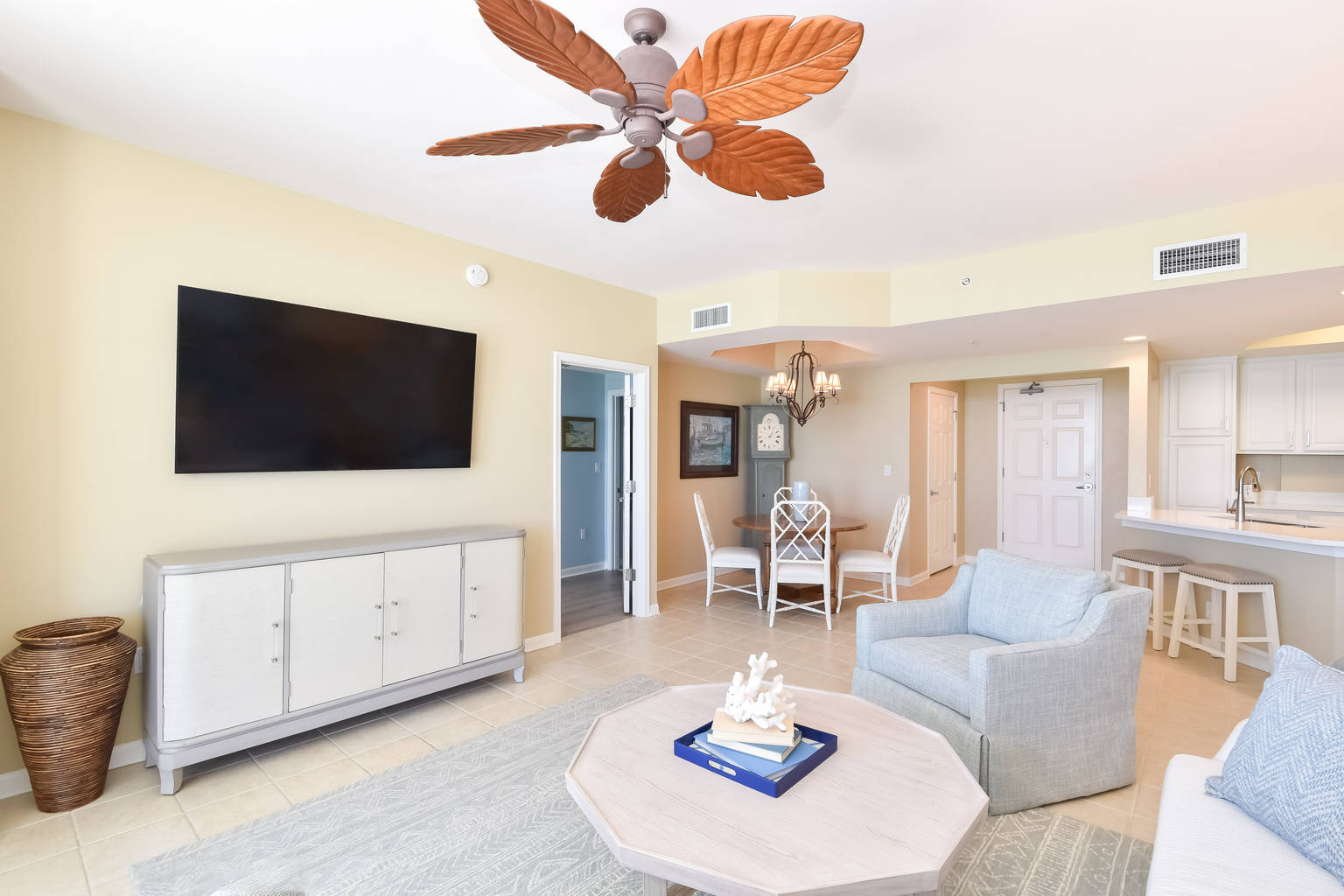 Silver Beach Towers W702, Destin, Florida Bed and Breakfasts Inns