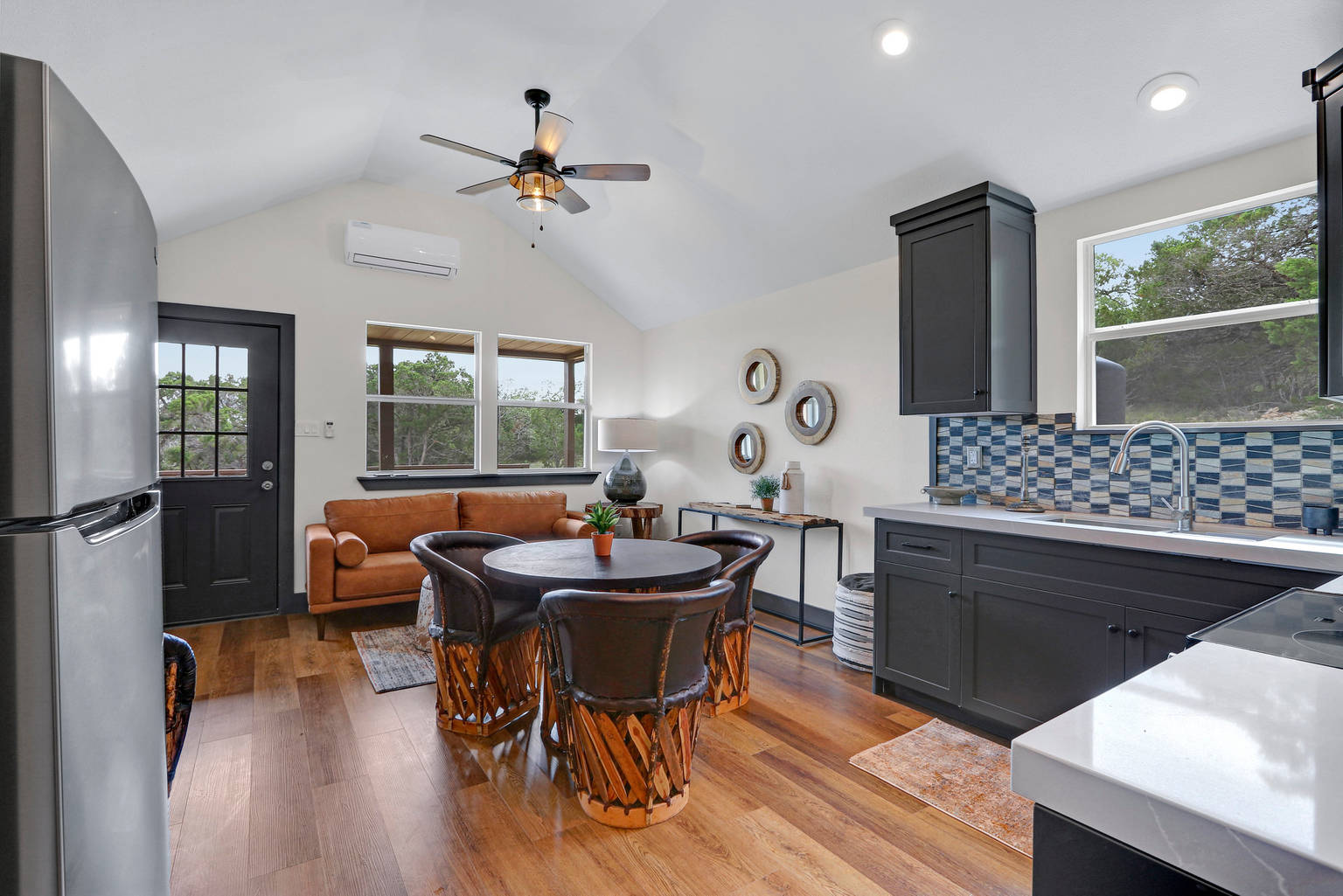 Alpine at the Bend, Wimberley, TX Bed and Breakfasts Inns