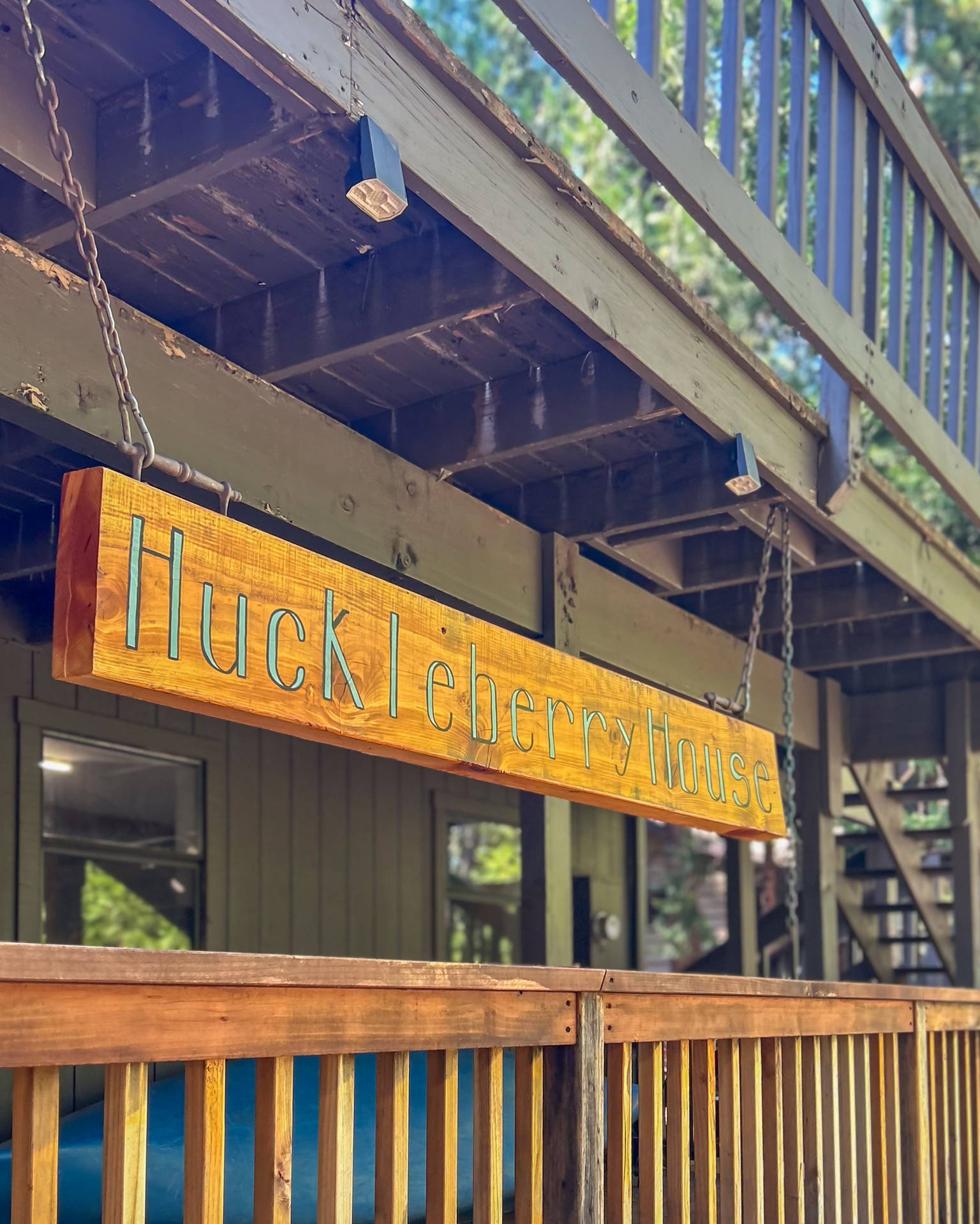 Huckleberry House, Arnold, CA Bed and Breakfasts Inns