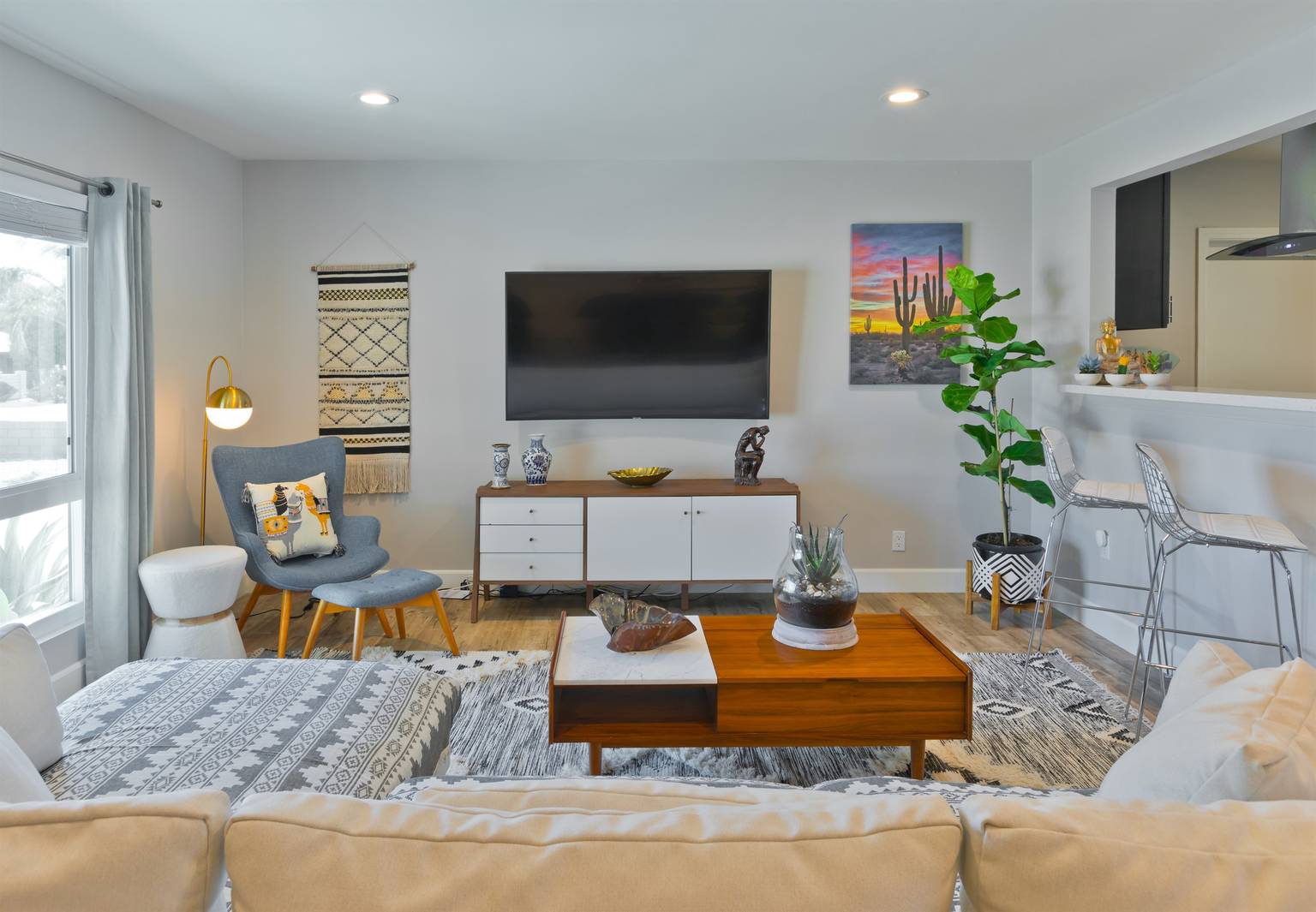 Azteca, Palm Springs, CA Bed and Breakfasts Inns