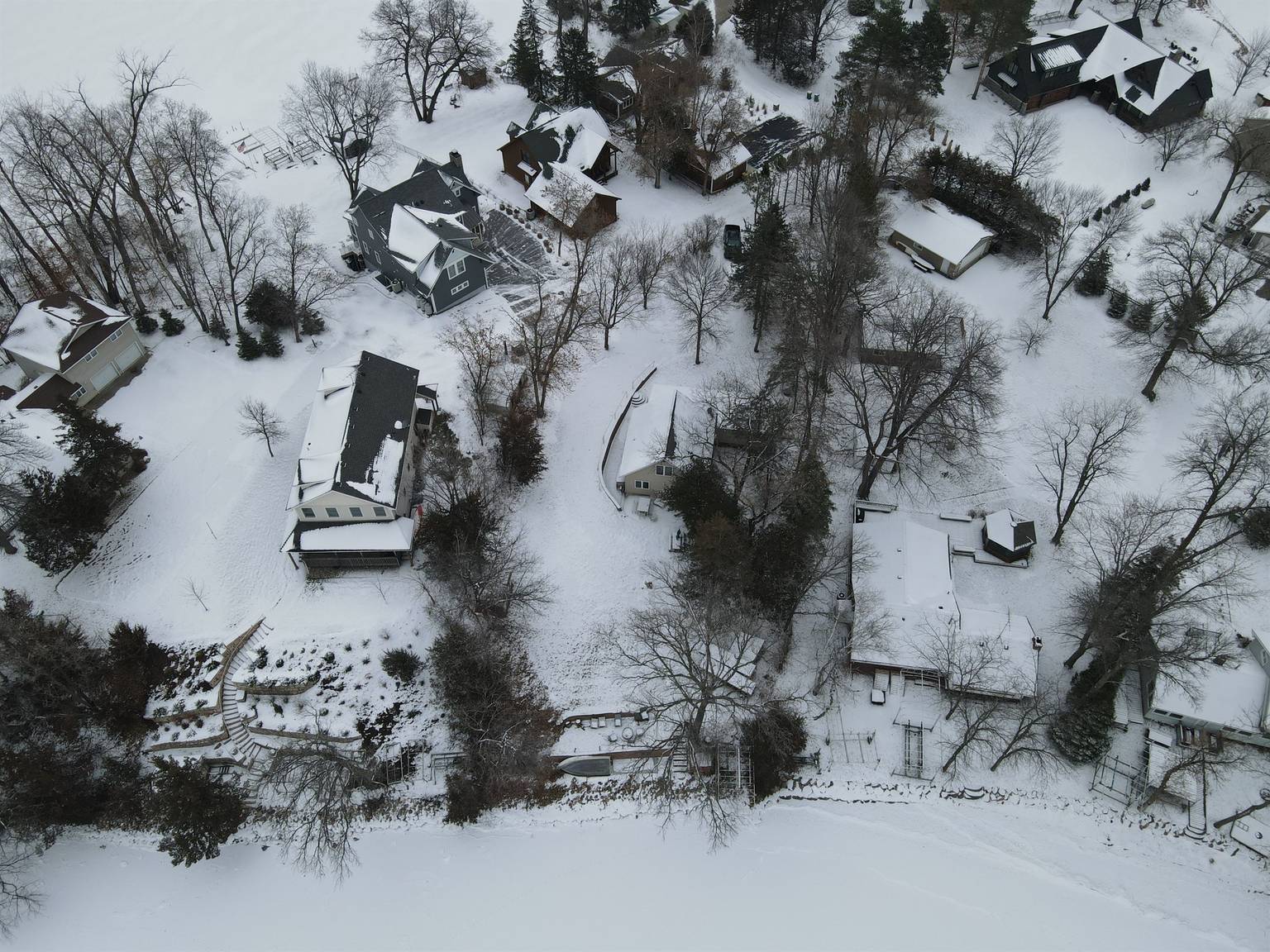 Lake Sylvia Peninsula Cabin, Annandale, MN Bed and Breakfasts Inns