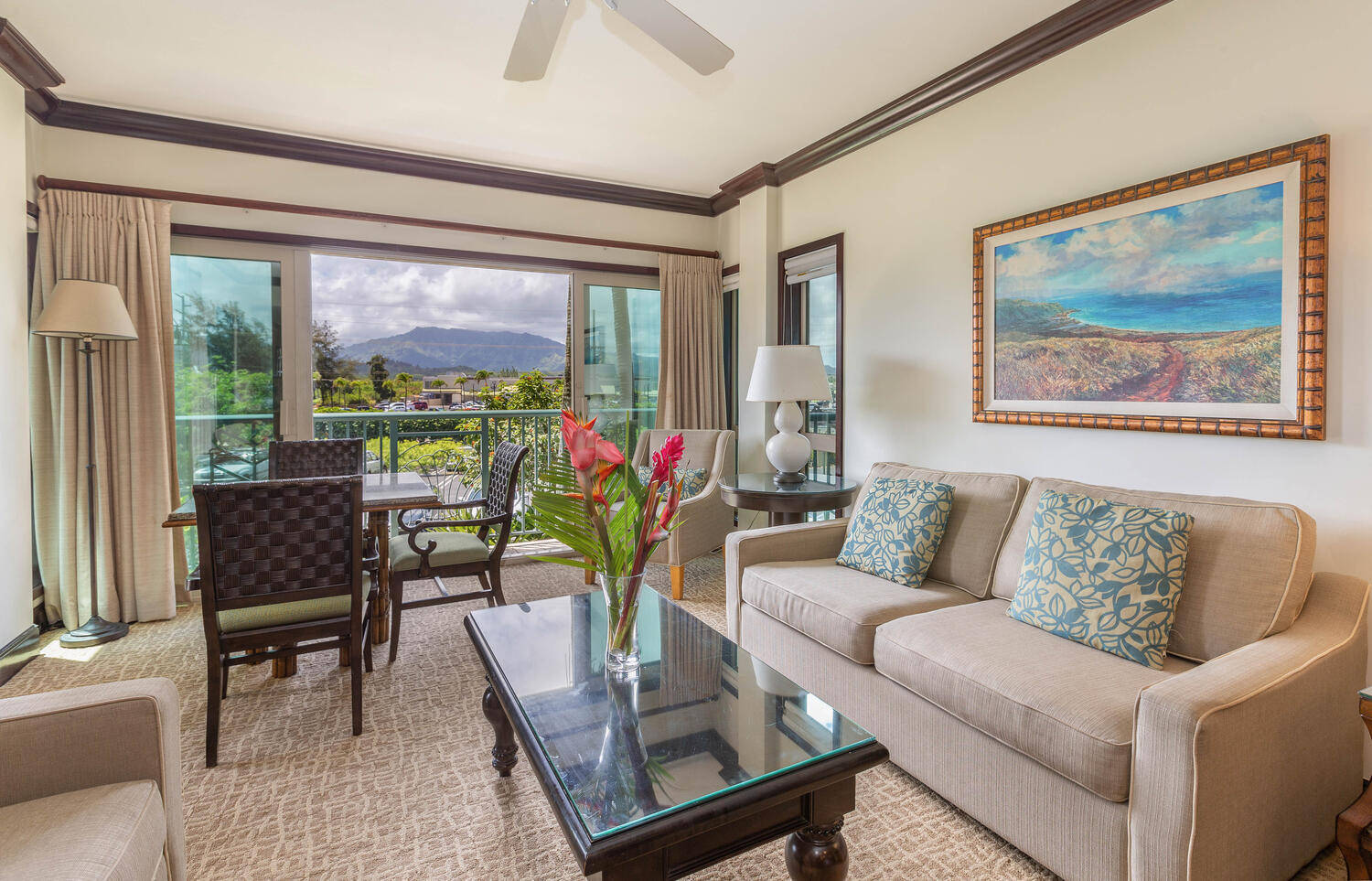 Waipouli Beach Resort D201, Kapaa, Hawaii Bed and Breakfasts Inns