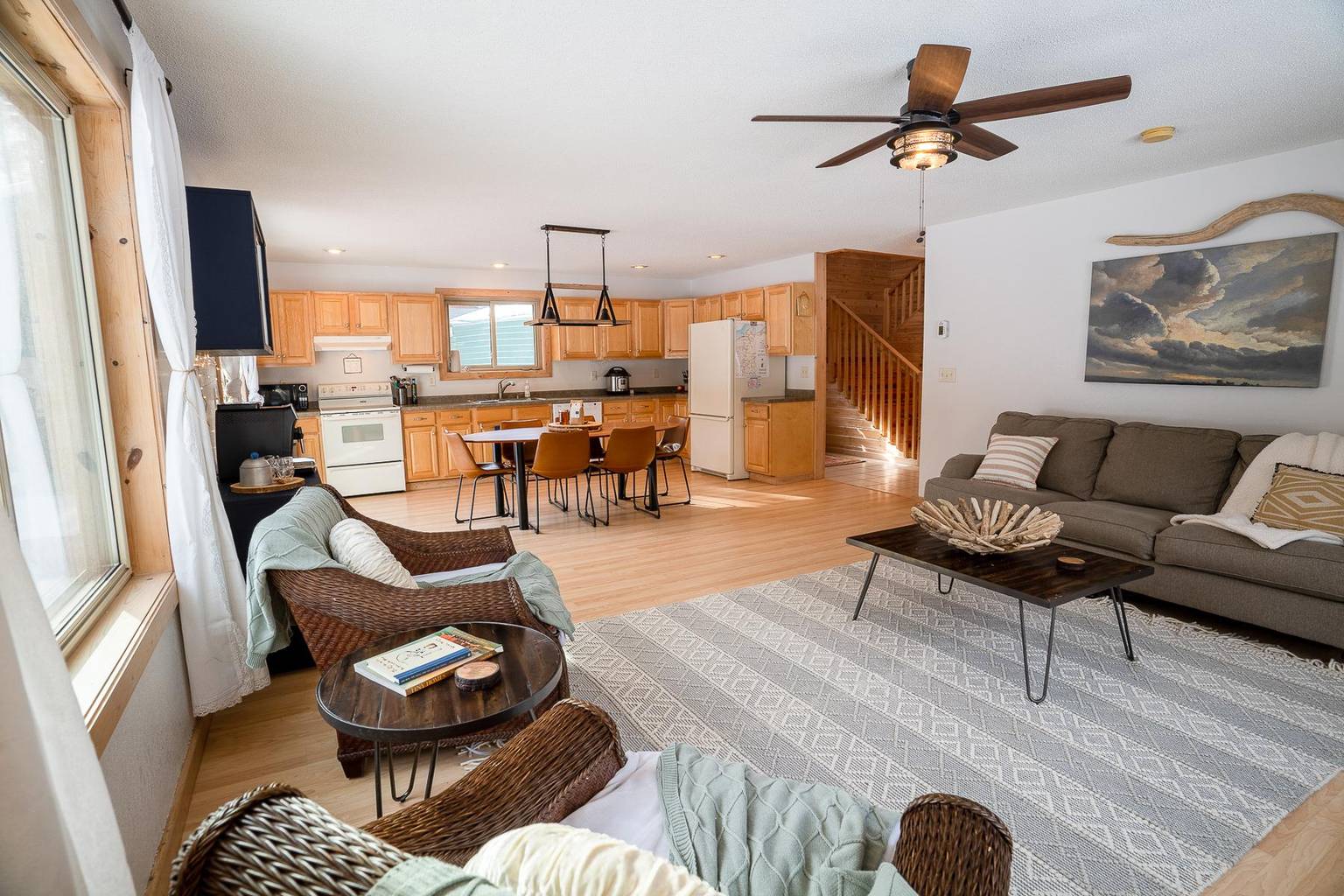 South Shore Chalet Luxury & Comfort By the Lake, Herbster, WI Bed and
