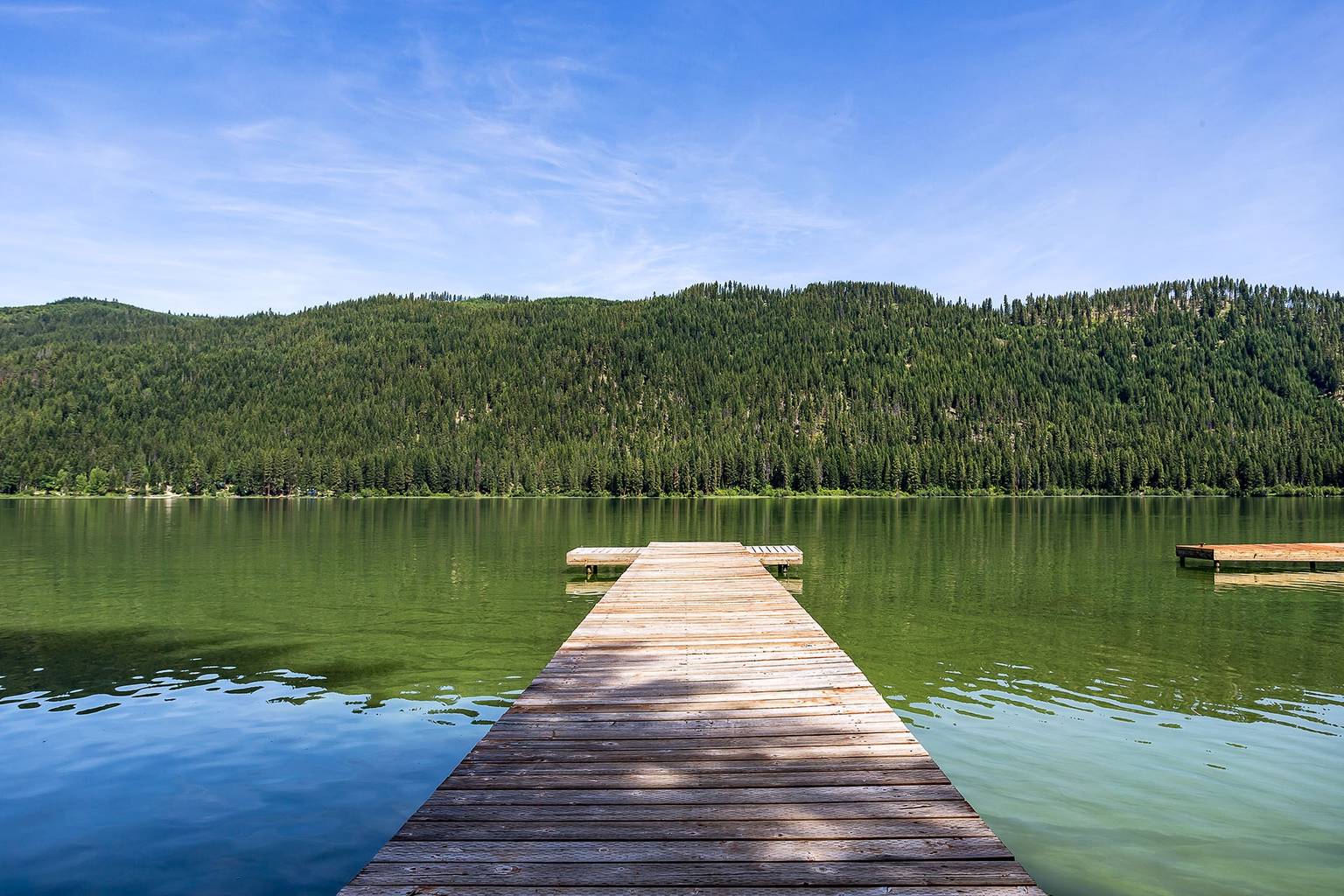 Doc Roy's Legacy on Fish Lake, Leavenworth, WA Bed and Breakfasts Inns
