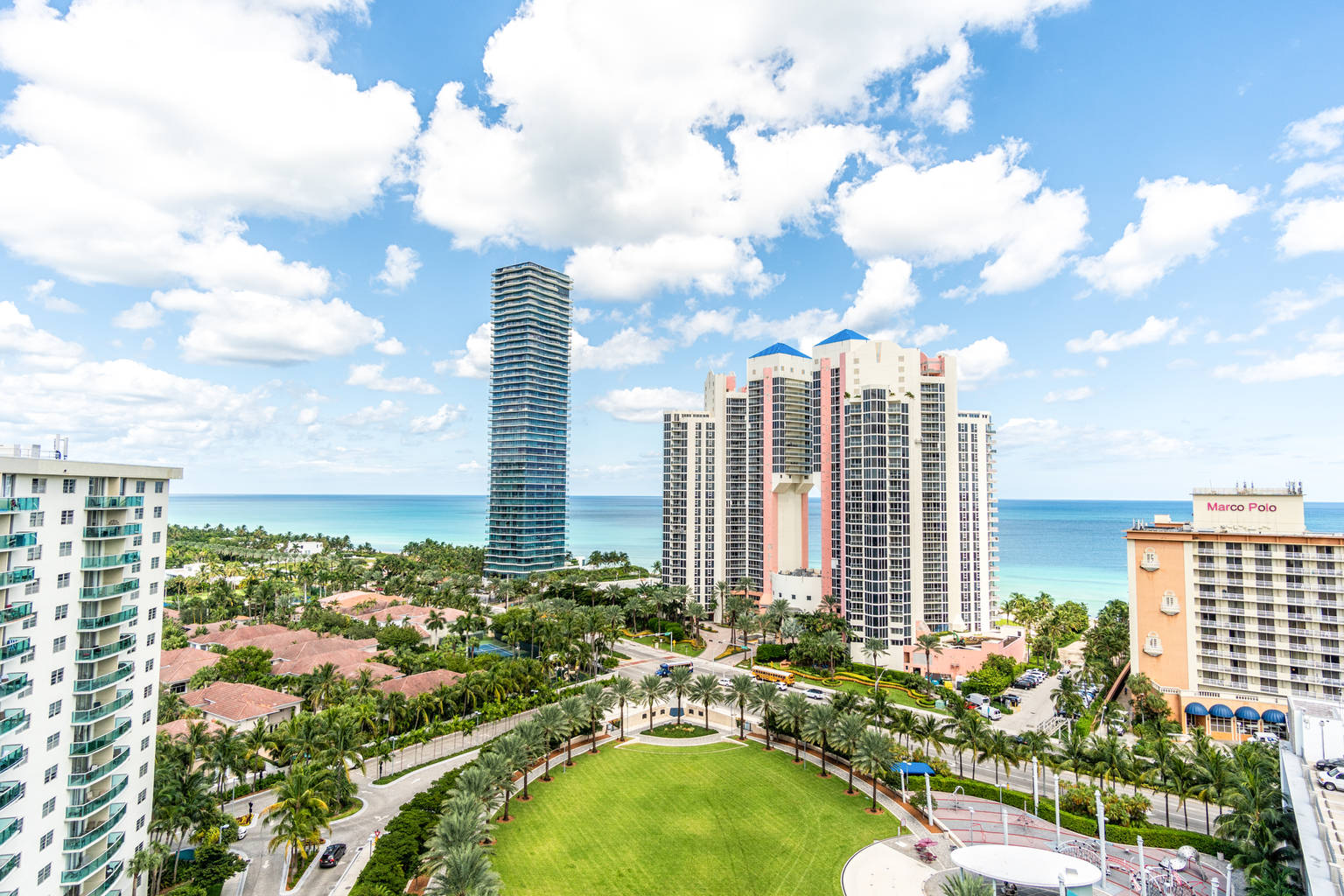 Sunny Isles Beach. Vacation Rental