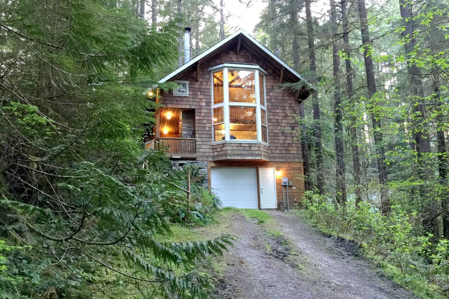 Glacier Vacation Rental