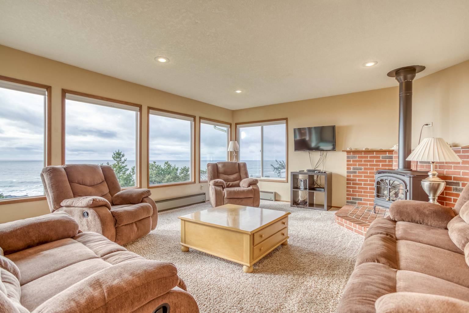 Lincoln City Vacation Rental