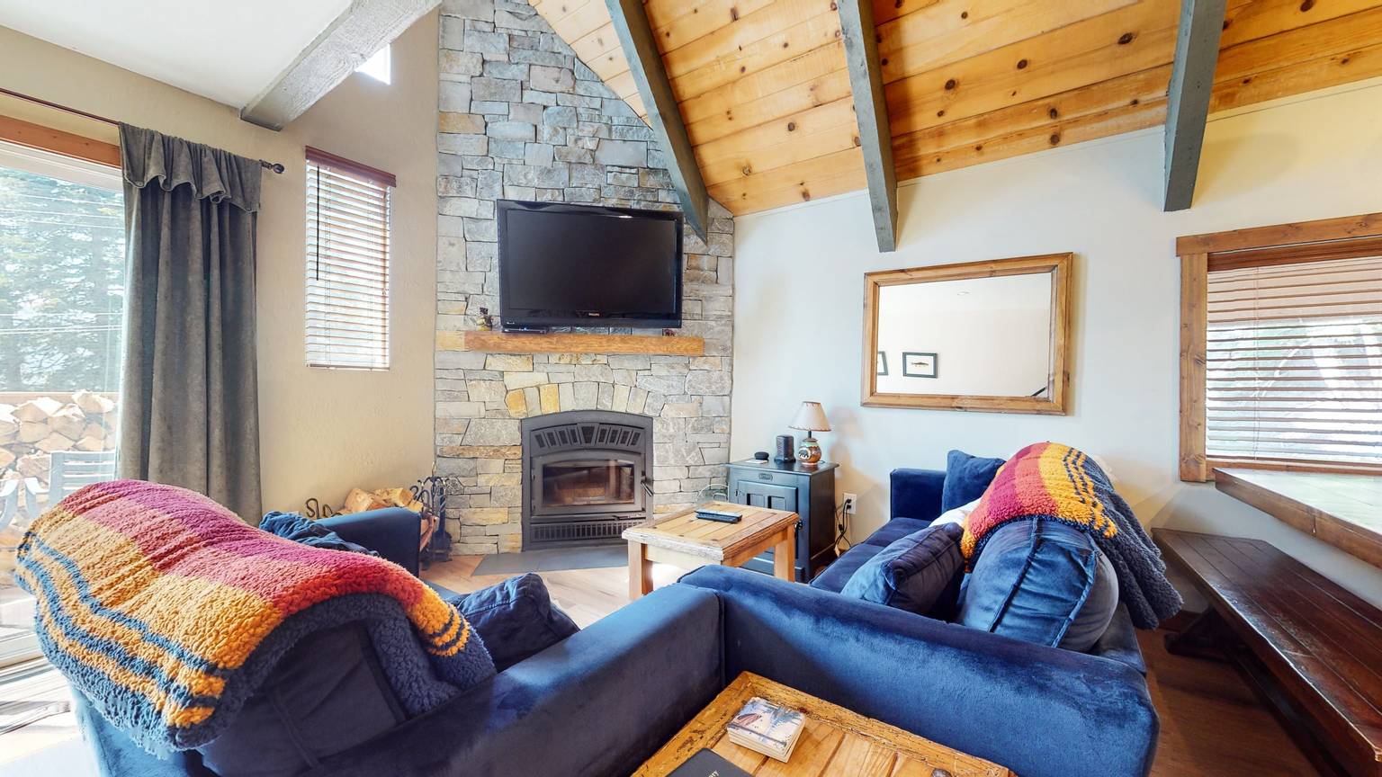 Mammoth Lakes Vacation Rental