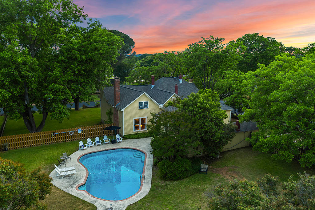 Fredericksburg Vacation Rental