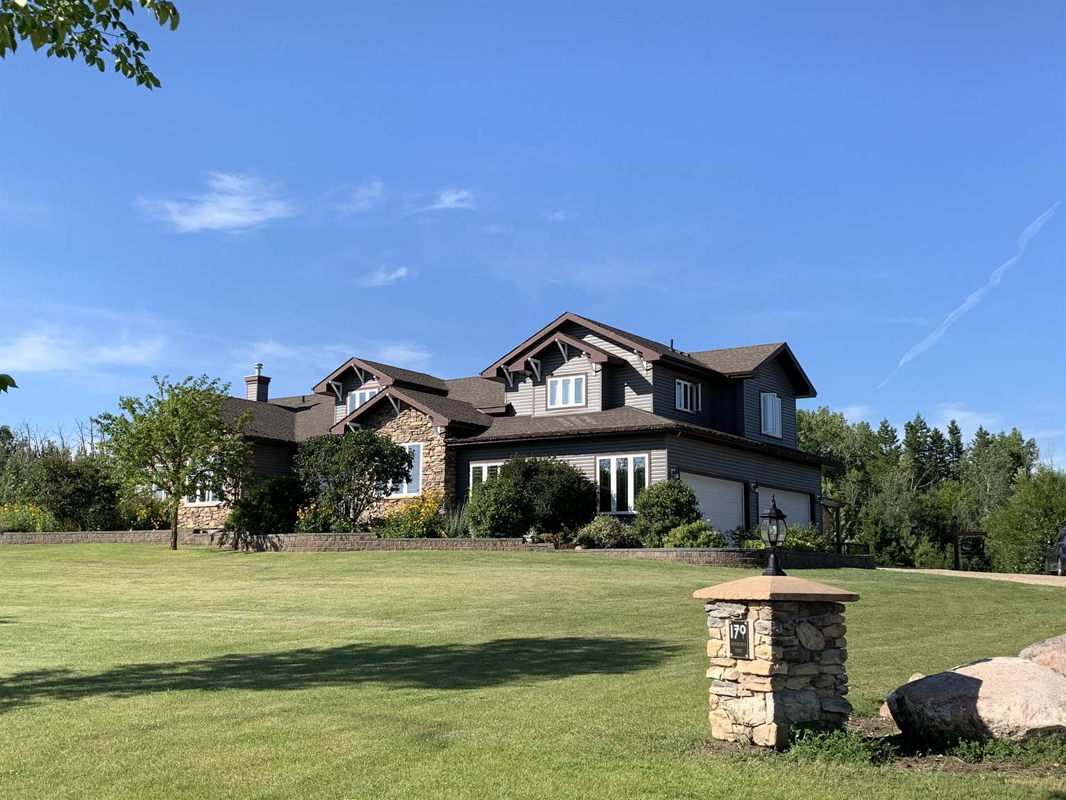 SHERWOOD PARK Vacation Rental