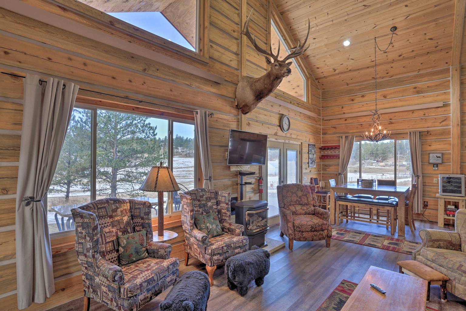 Custer Vacation Rental