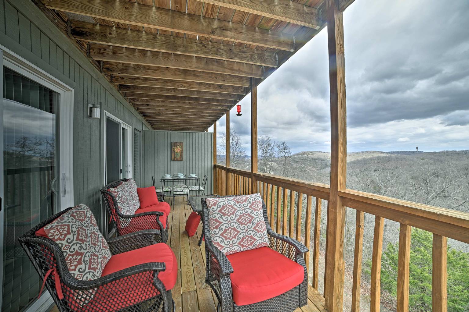 Reeds Spring Vacation Rental