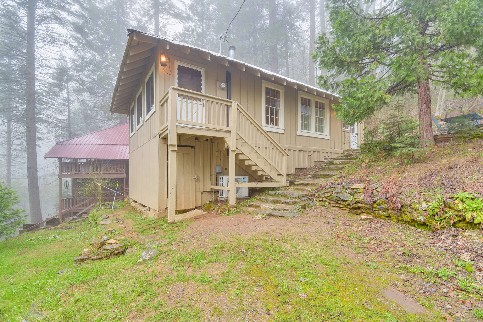 Oakhurst Vacation Rental