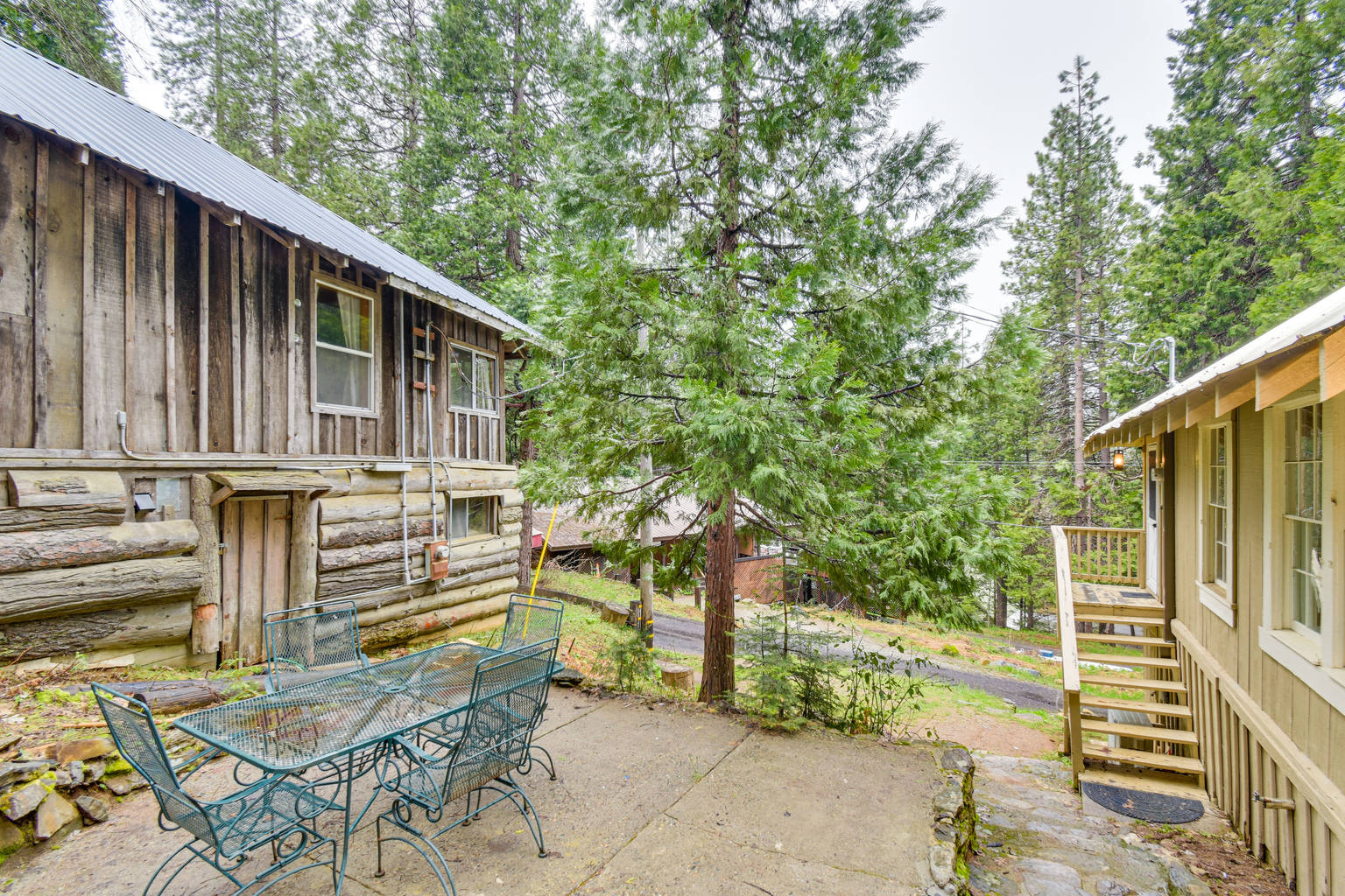 Oakhurst Vacation Rental