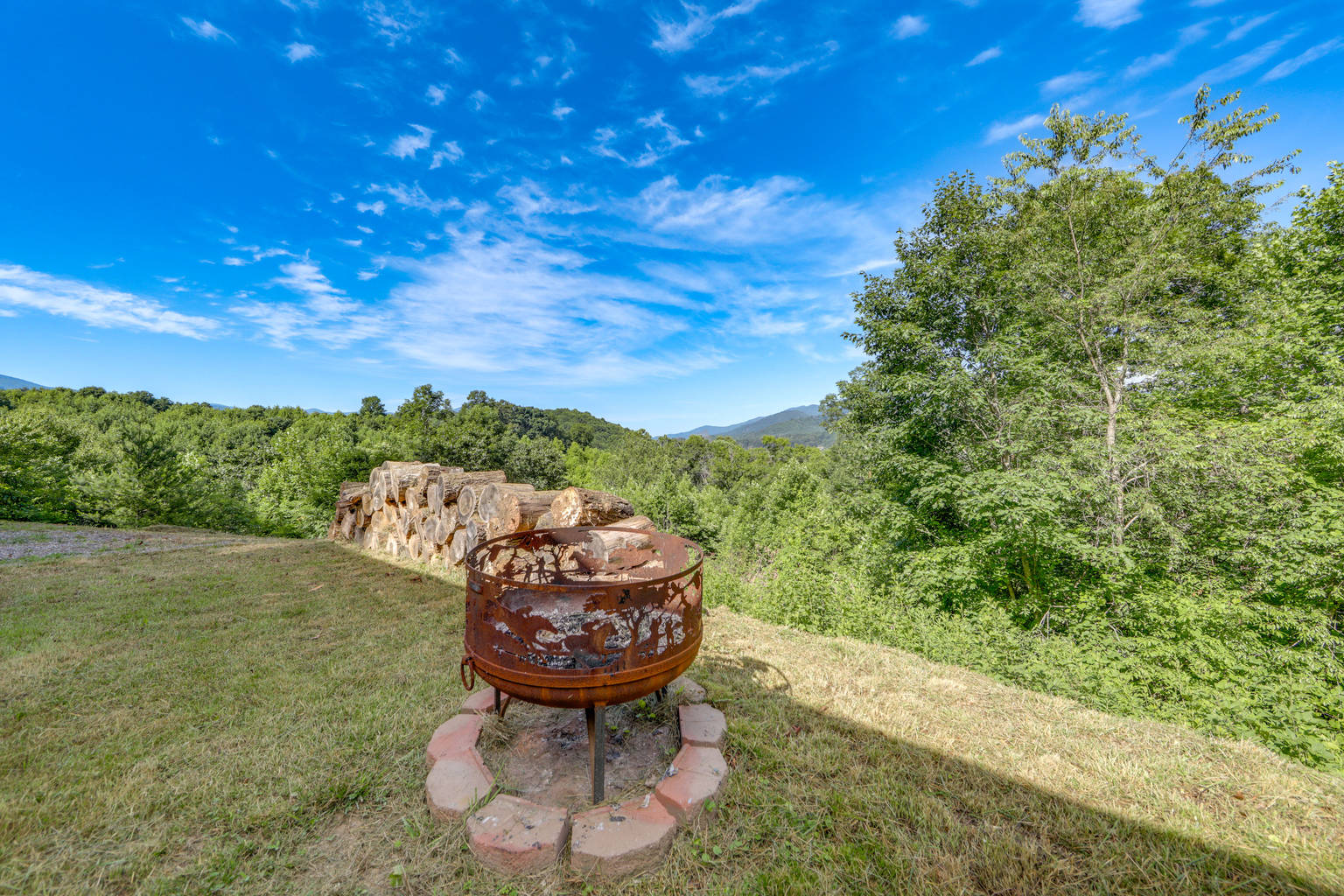 Waynesville Vacation Rental