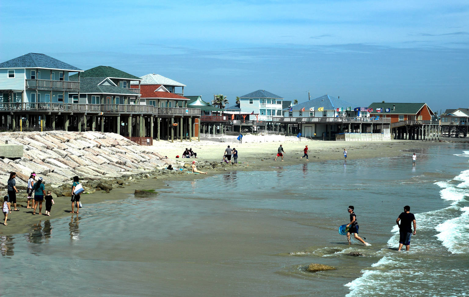 Surfside Beach, South Carolina Vacation Rentals: Beach Houses, Apartments, Condos, & More