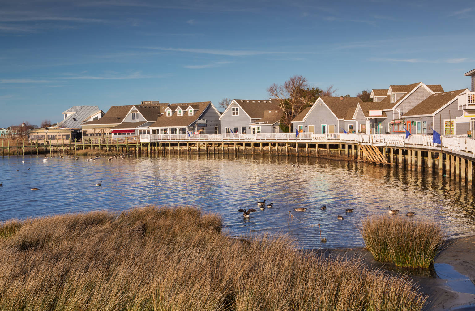 Duck, North Carolina Vacation Rentals: Beach Houses, Condos, & Cottages
